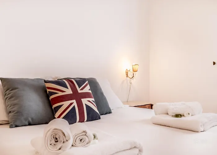 Retro Design Flat Near Vaticano *
